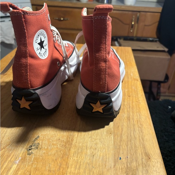 Converse run star platform  Chuck Taylor Red Canvas hi top Sneakers - Picture 2 of 8